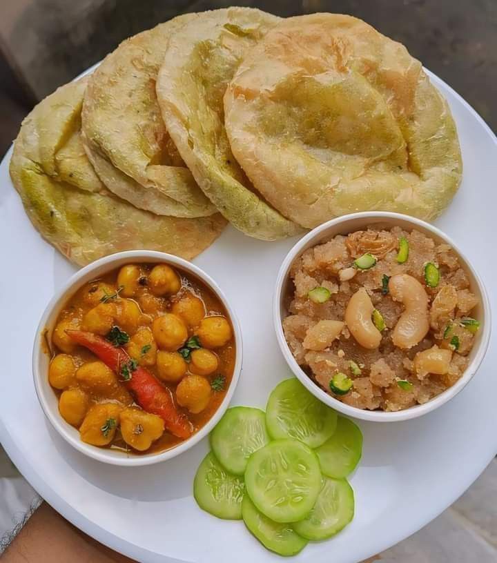 Halwa Puri Chole