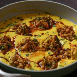 Kadhi Pakora – Authentic Indian Yogurt Curry with Gram Flour Fritters (Vegetarian & Gluten-Free)