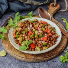 Channa Chaat – Spicy Indian Chickpea Salad with Tangy Chutneys