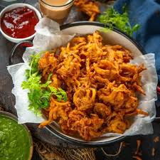 Crispy Pakora – Authentic Indian Fritters (Vegan & Gluten-Free Snack)